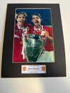 GARY NEVILLE - SIGNERT BILDE MED EKTEHETSBEVIS/COA