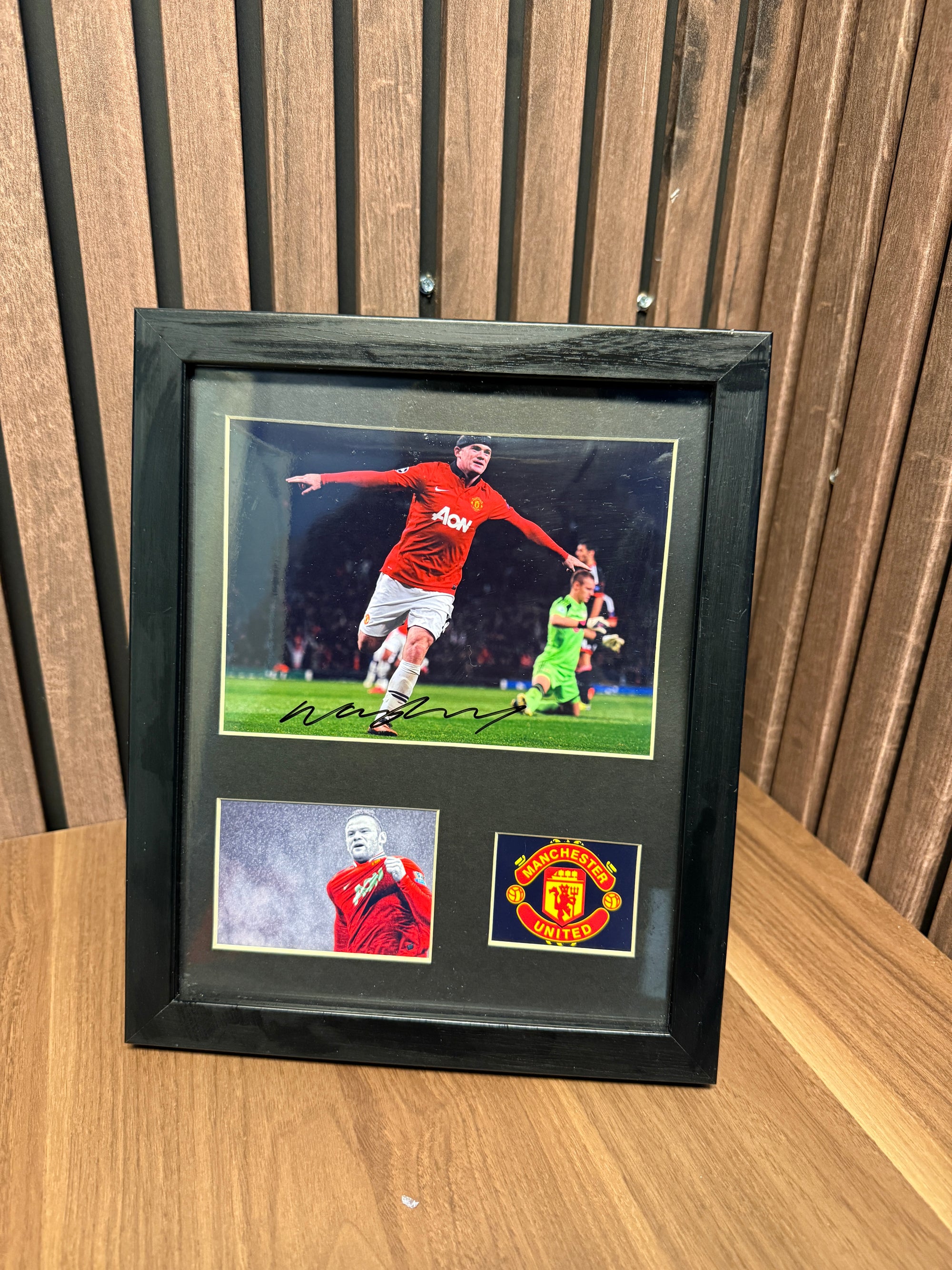 WAYNE ROONEY - SIGNERT BILDE MED EKTEHETSBEVIS/COA
