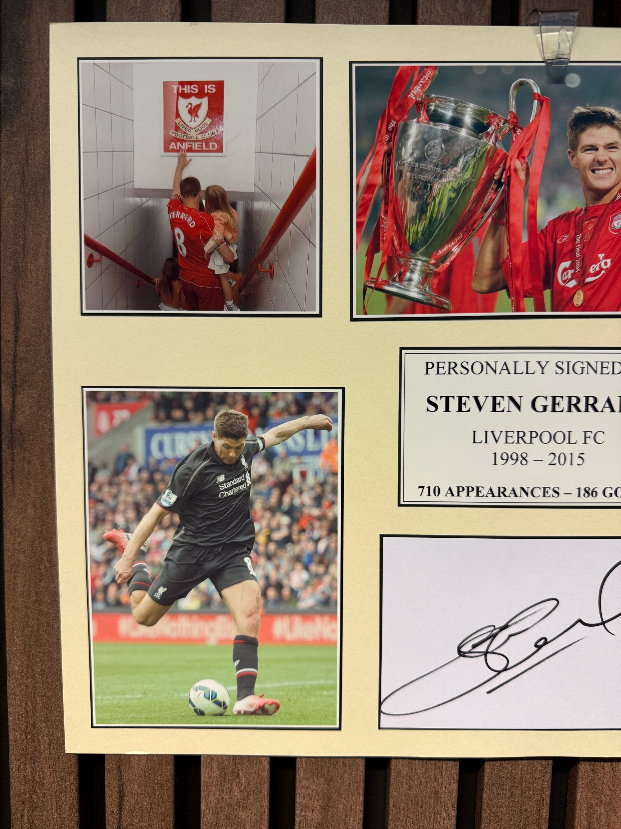 STEVEN GERRARD - SIGNERT BILDE "MONTAGE" MED EKTEHETSBEVIS/COA