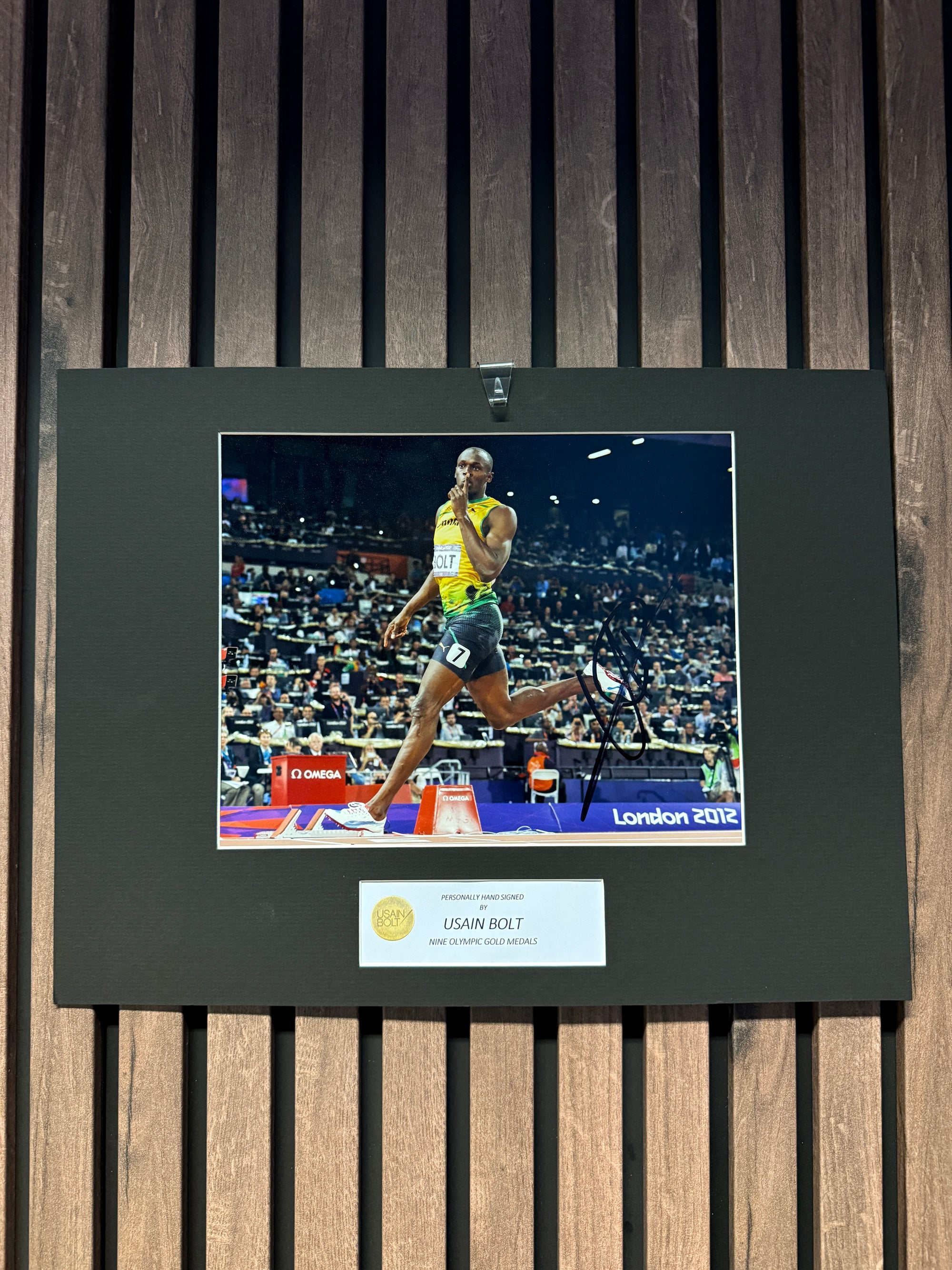 USAIN BOLT - SIGNERT BILDE MED EKTEHETSBEVIS/COA