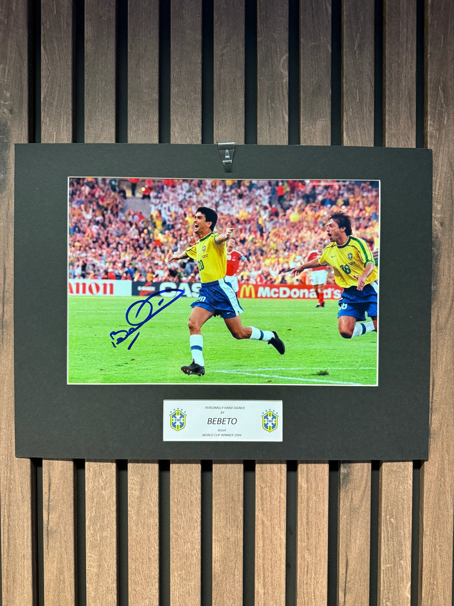 BRASIL - BEBETO - SIGNERT BILDE MED EKTEHETSBEVIS/COA