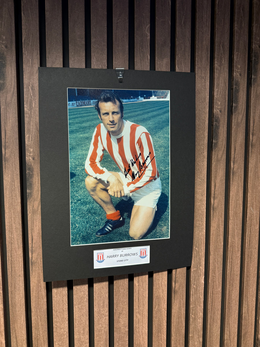 HARRY BURROWS - SIGNERT BILDE MED EKTEHETSBEVIS/COA