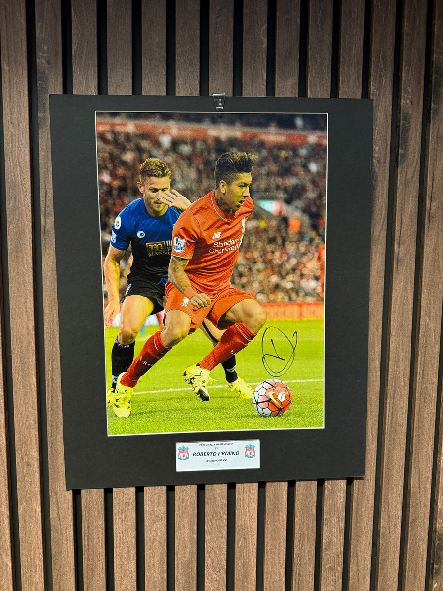 ROBERTO FIRMINO - SIGNERT BILDE MED EKTEHETSBEVIS/COA