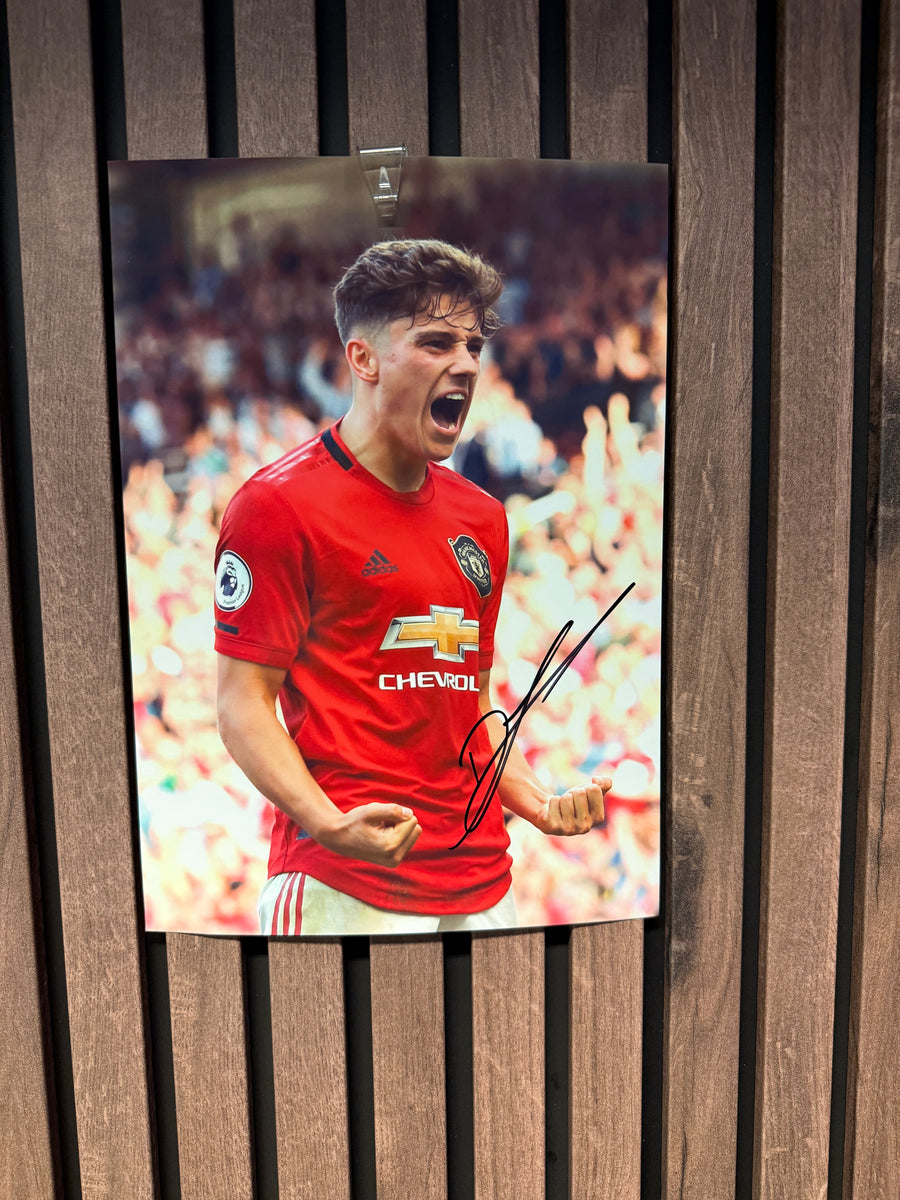MANCHESTER UNITED - DANIEL JAMES - SIGNERT BILDE MED EKTEHETSBEVIS/COA
