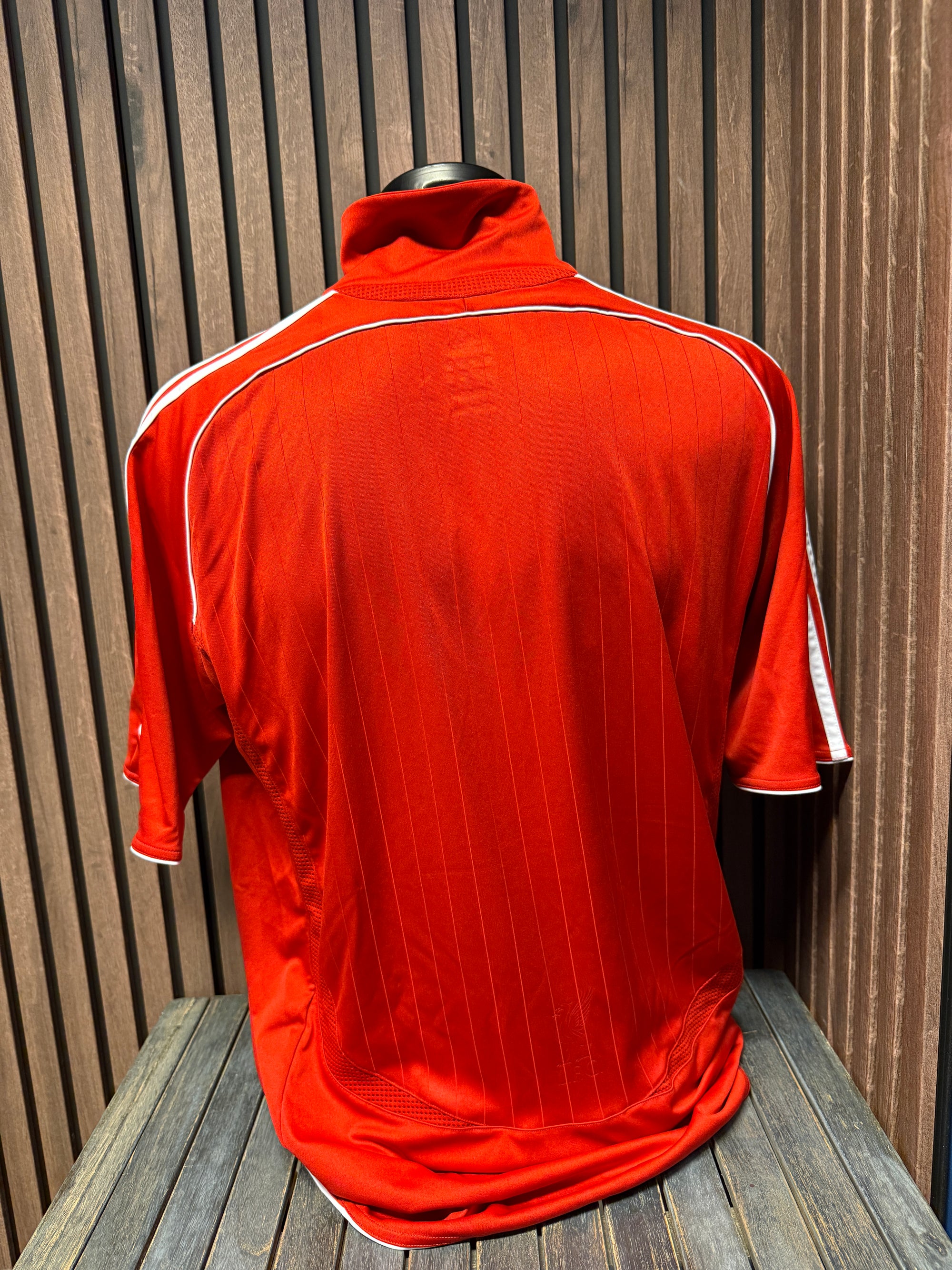 ROBBIE FOWLER - SIGNERT DRAKT MED EKTEHETSBEVIS/COA