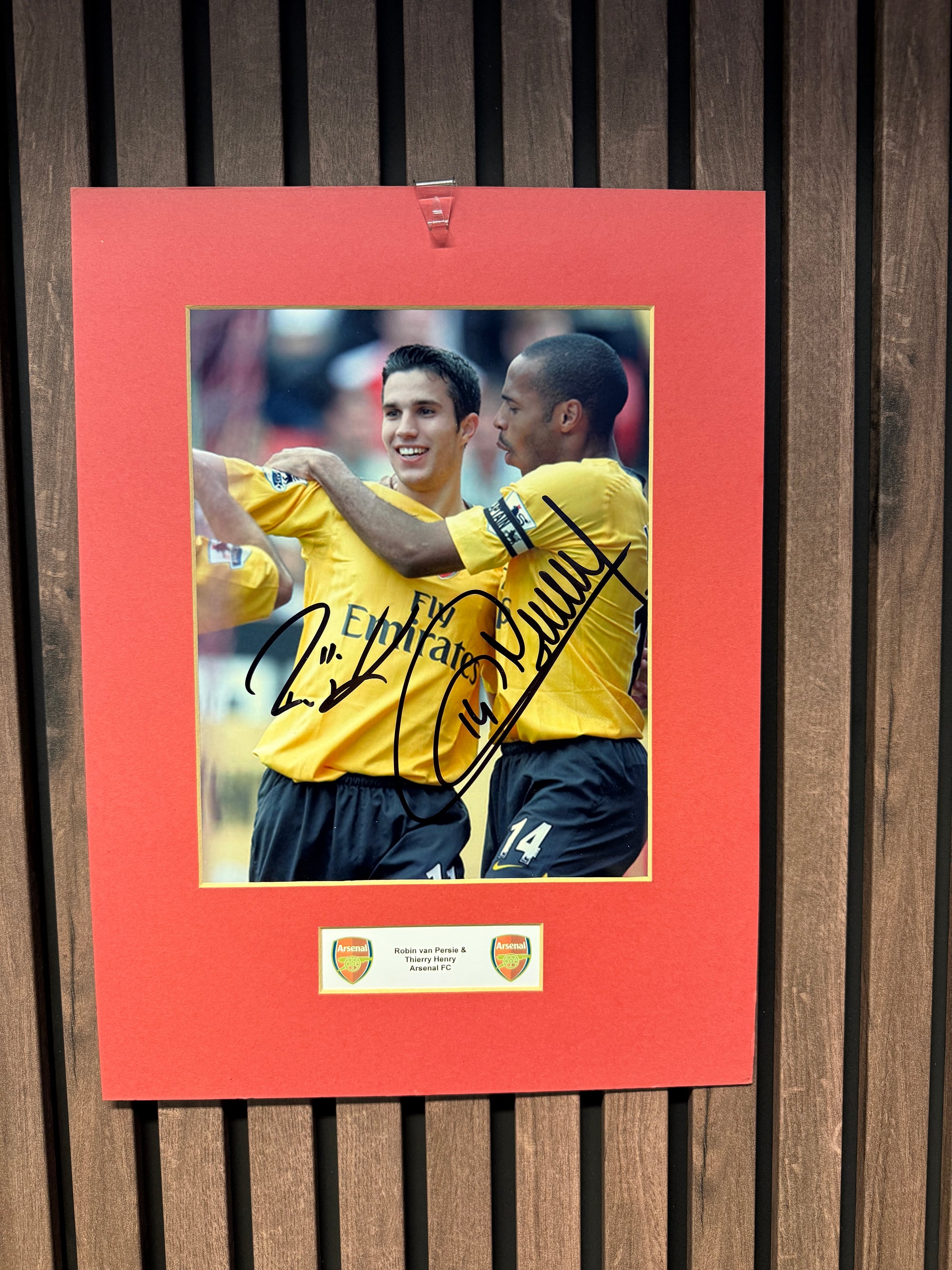 ARSENAL - THIERRY HENRY & ROBIN VAN PERSIE - DOBBELTSIGNERT BILDE MED EKTEHETSBEVIS/COA