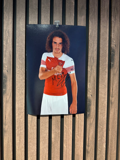 ARSENAL - MATEO GUENDOUZI - SIGNERT BILDE MED EKTEHETSBEVIS/COA