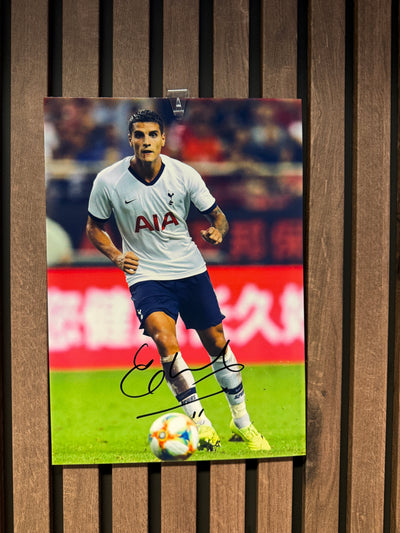 TOTTENHAM HOTSPUR - ERIK LAMELA - SIGNERT BILDE MED EKTEHETSBEVIS/COA