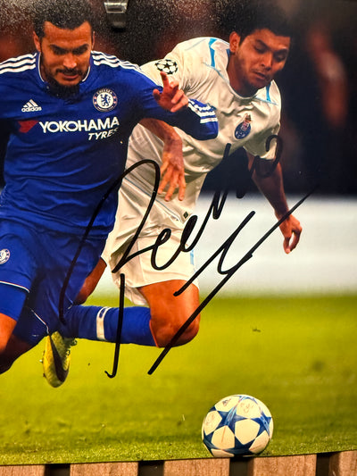 CHELSEA - PEDRO - SIGNERT BILDE MED EKTEHETSBEVIS/COA