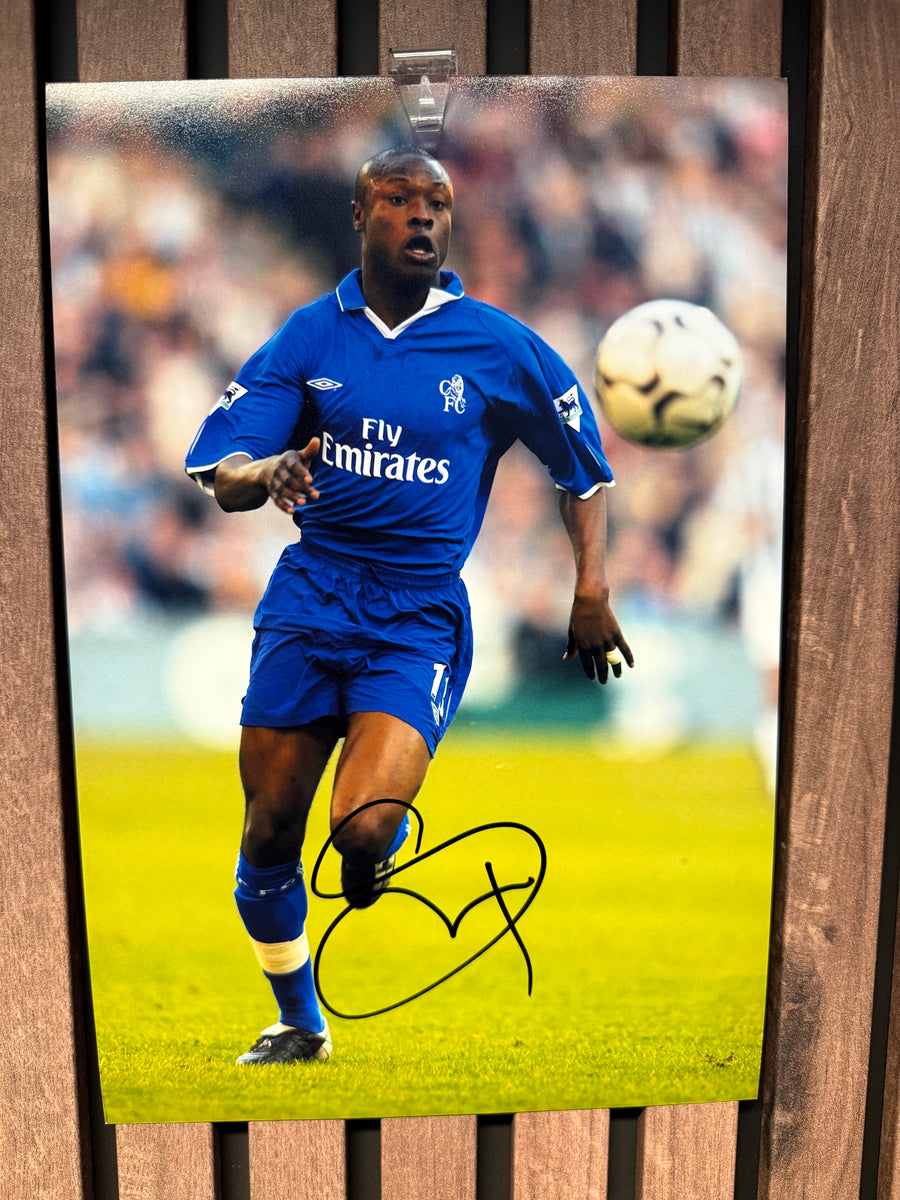 CHELSEA - WILLIAM GALLAS - SIGNERT BILDE MED EKTEHETSBEVIS/COA