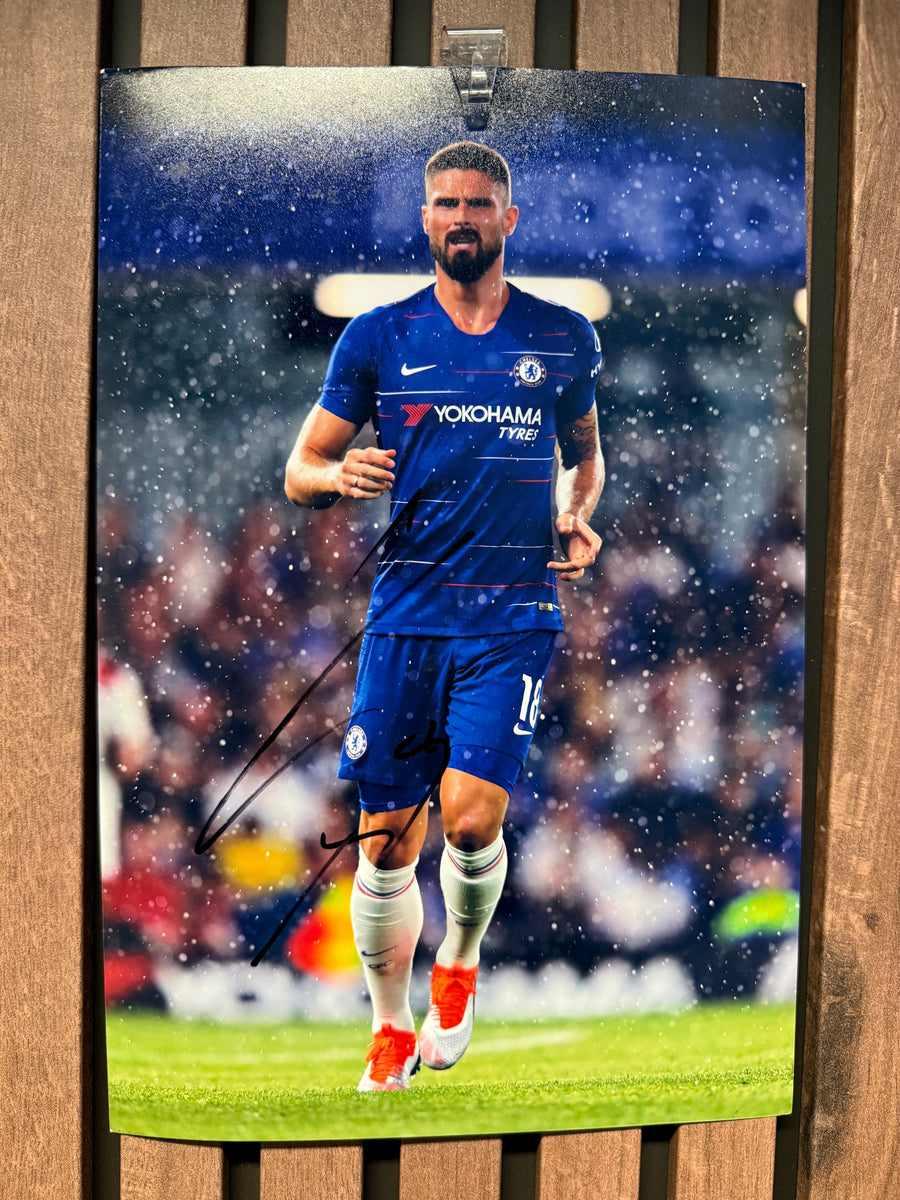 CHELSEA - OLIVIER GIROUD - SIGNERT BILDE MED EKTEHETSBEVIS/COA