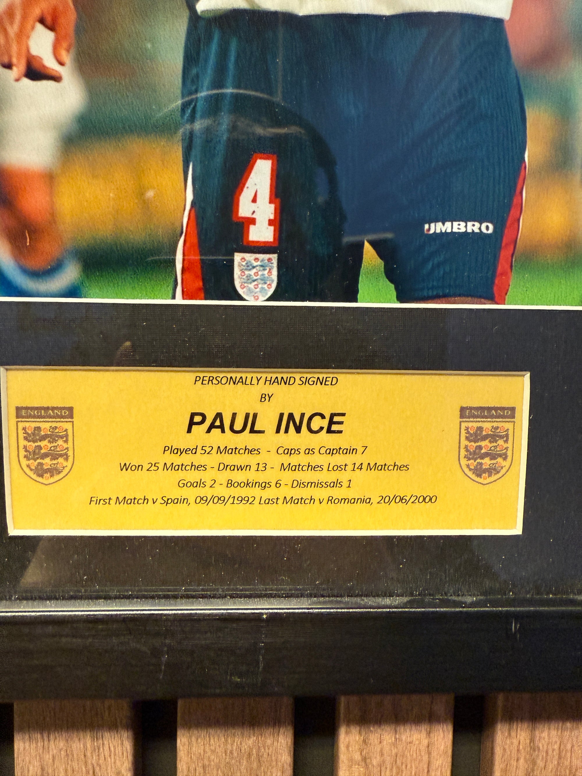 ENGLAND - PAUL INCE - SIGNERT BILDE MED EKTEHETSBEVIS/COA