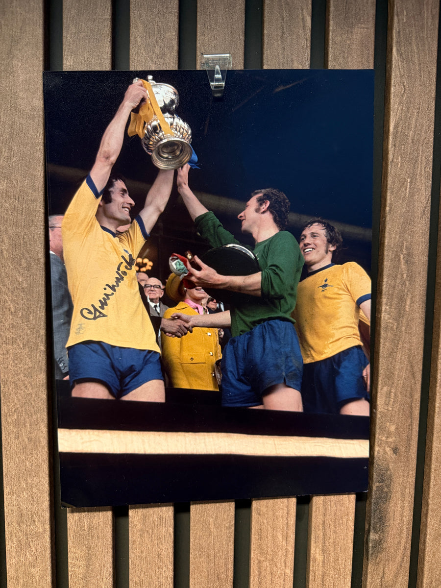 ARSENAL - FRANK McINTOCK - SIGNERT BILDE MED EKTEHETSBEVIS/COA