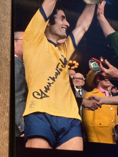 ARSENAL - FRANK McINTOCK - SIGNERT BILDE MED EKTEHETSBEVIS/COA