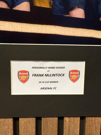 ARSENAL - FRANK McINTOCK - SIGNERT BILDE MED EKTEHETSBEVIS/COA