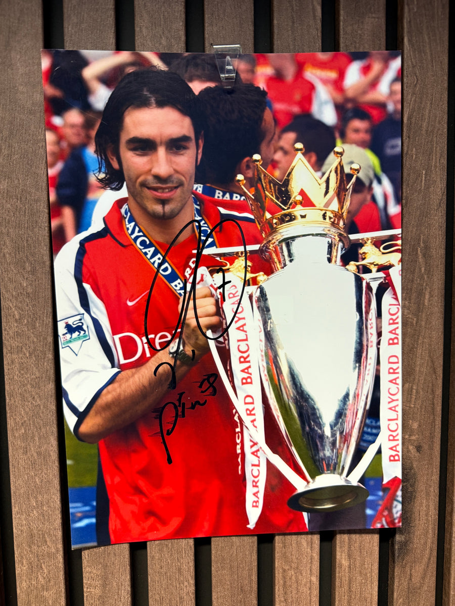 ARSENAL - ROBERT PIRES - SIGNERT BILDE MED EKTEHETBEVIS/COA