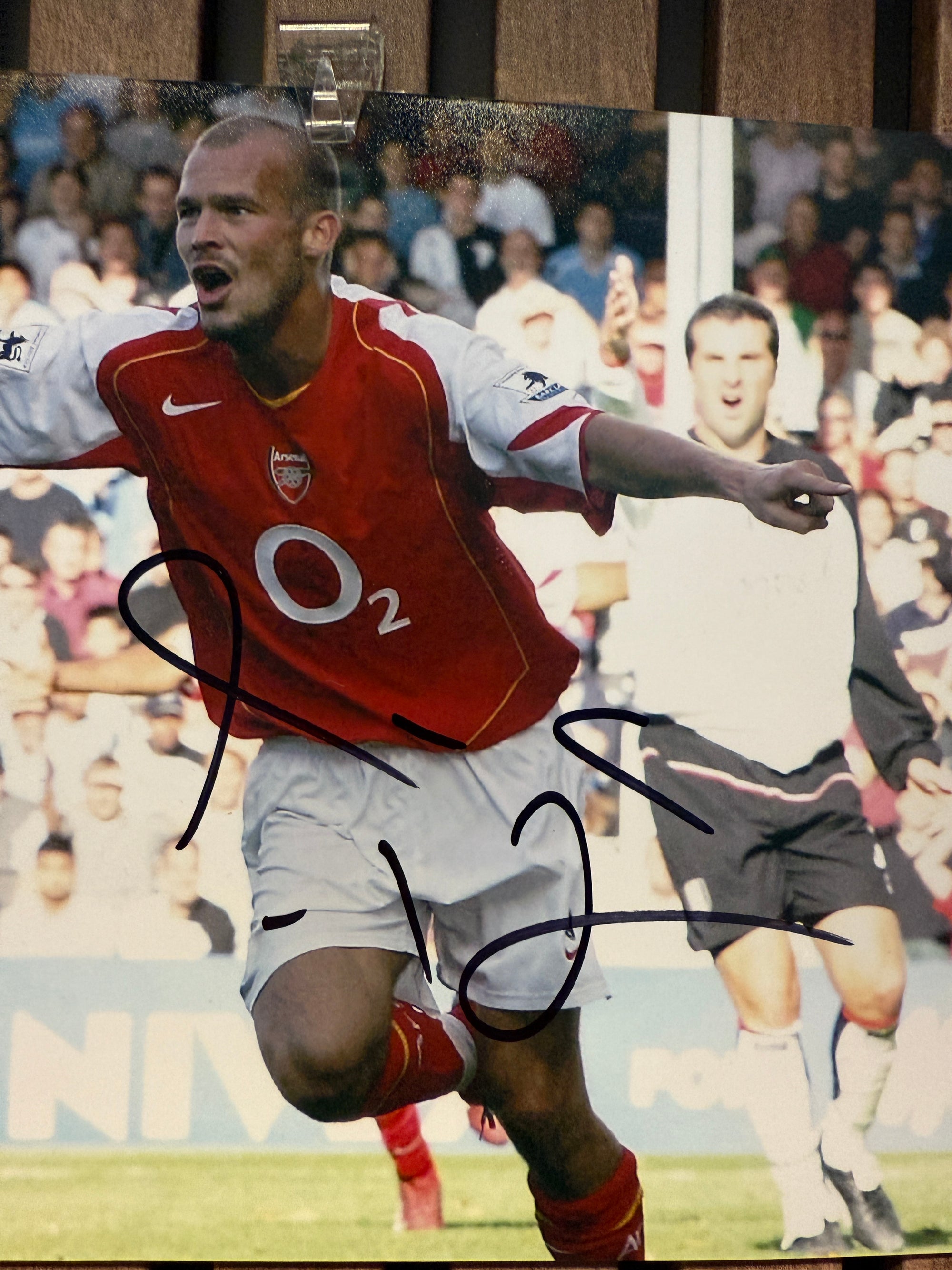 ARSENAL - FREDRIK LJUNGBERG - SIGNERT BILDE MED EKTEHETSBEVIS/COA