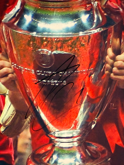 LIVERPOOL - XABI ALONSO - SIGNERT BILDE MED EKTEHETSBEVIS/COA