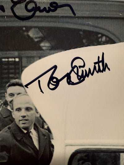 LIVERPOOL - RON YEATS, CHRIS LAWLER, TOMMY LAWRENCE & TOMMY SMITH - MULTISIGNERT BILDE MED EKTEHETSBEVIS/COA