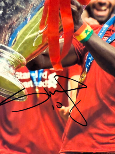 SADIO MANE - SIGNERT BILDE MED EKTEHETSBEVIS/COA