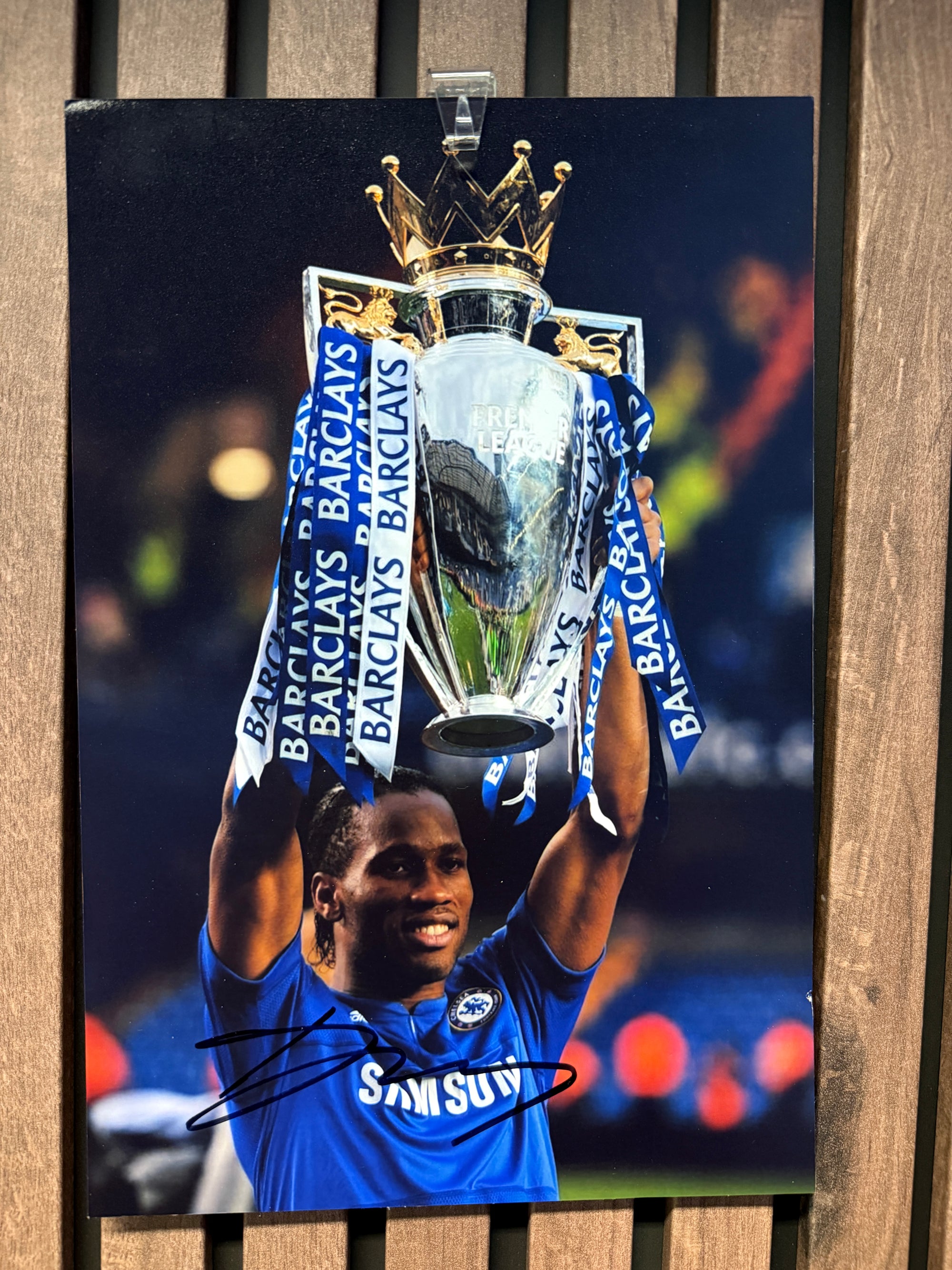 DIDIER DROGBA - SIGNERT BILDE MED EKTEHETSBEVIS/COA