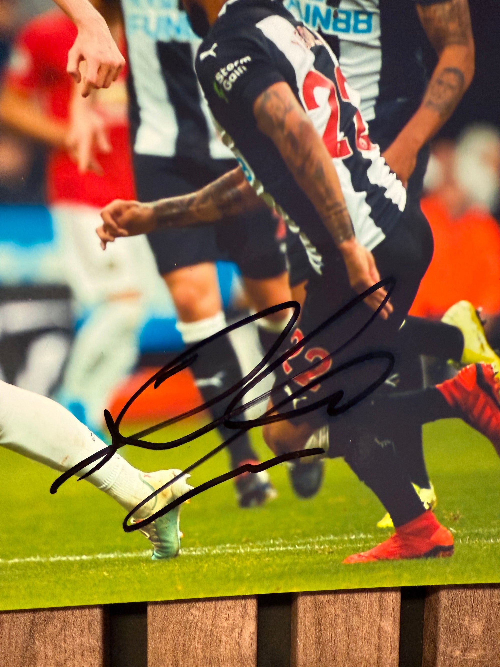 MANCHESTER UNITED - SCOTT MCTOMINAY - SIGNERT BILDE MED EKTEHETSBEVIS/COA