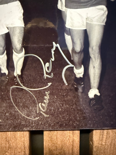 LEEDS UNITED - PAUL REANEY - SIGNERT BILDE MED EKTEHETSBEVIS/COA