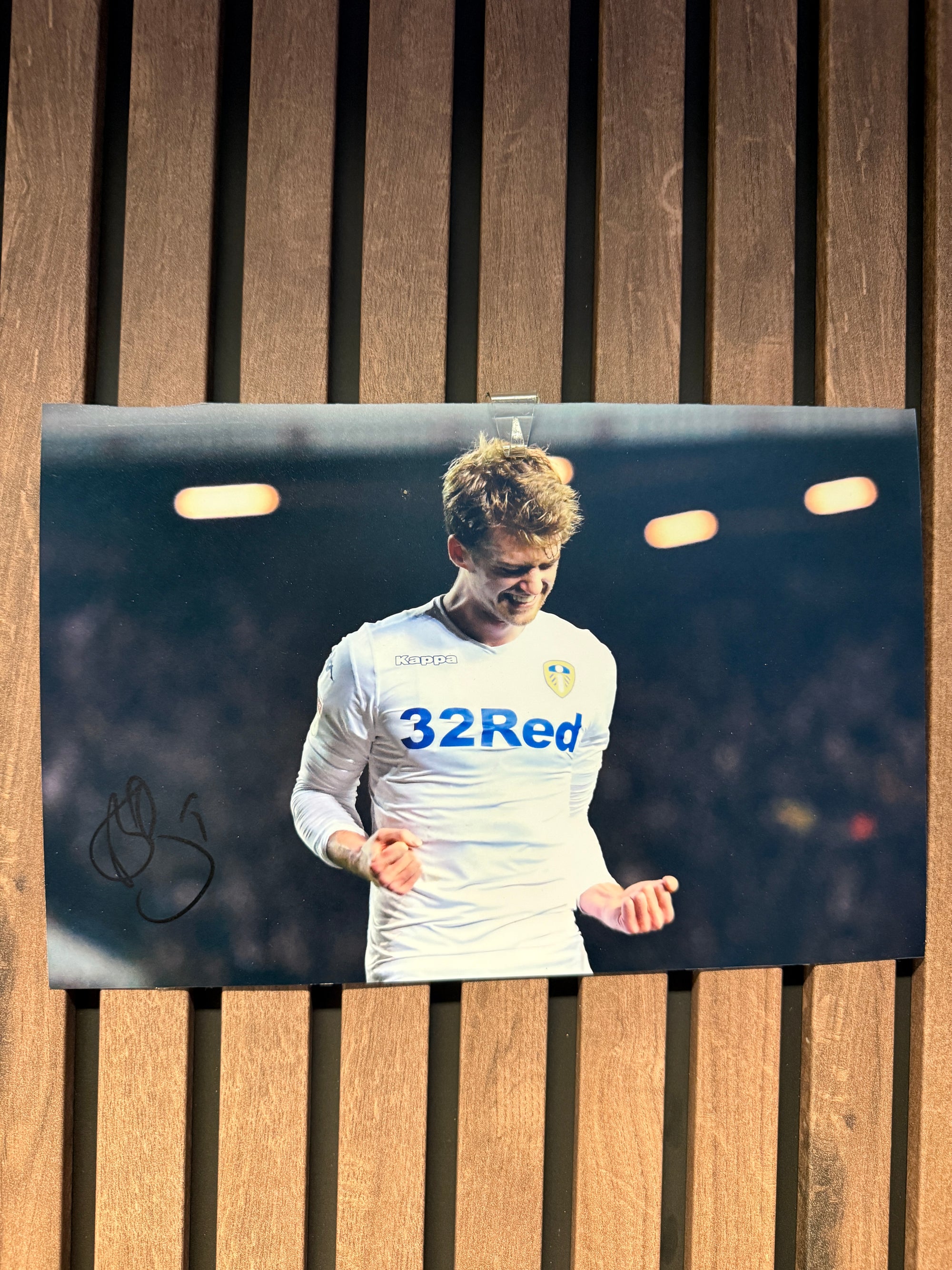 LEEDS UNITED - PATRICK BAMFORD - SIGNERT BILDE MED EKTEHETSBEVIS/COA