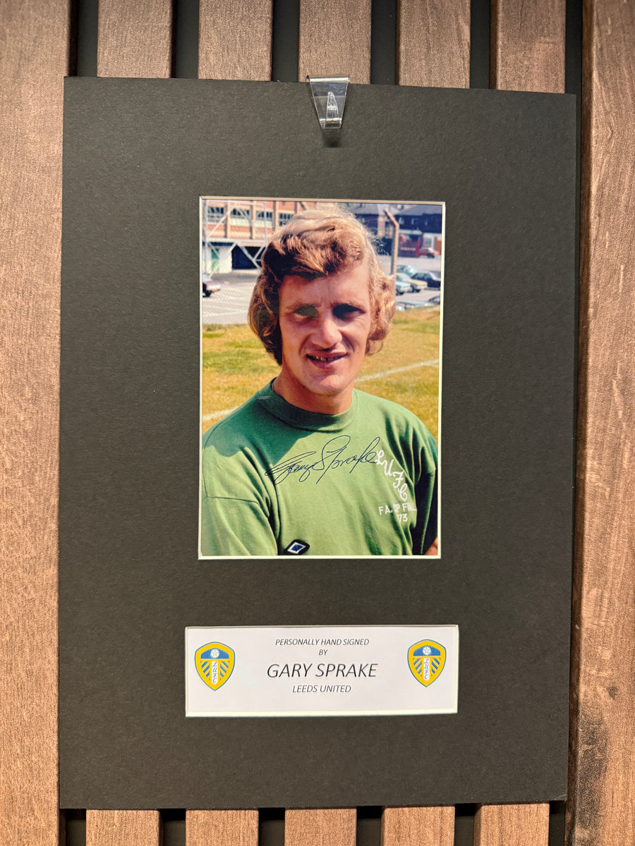 GARY SPRAKE - SIGNERT BILDE MED EKTEHETSBEVIS/COA