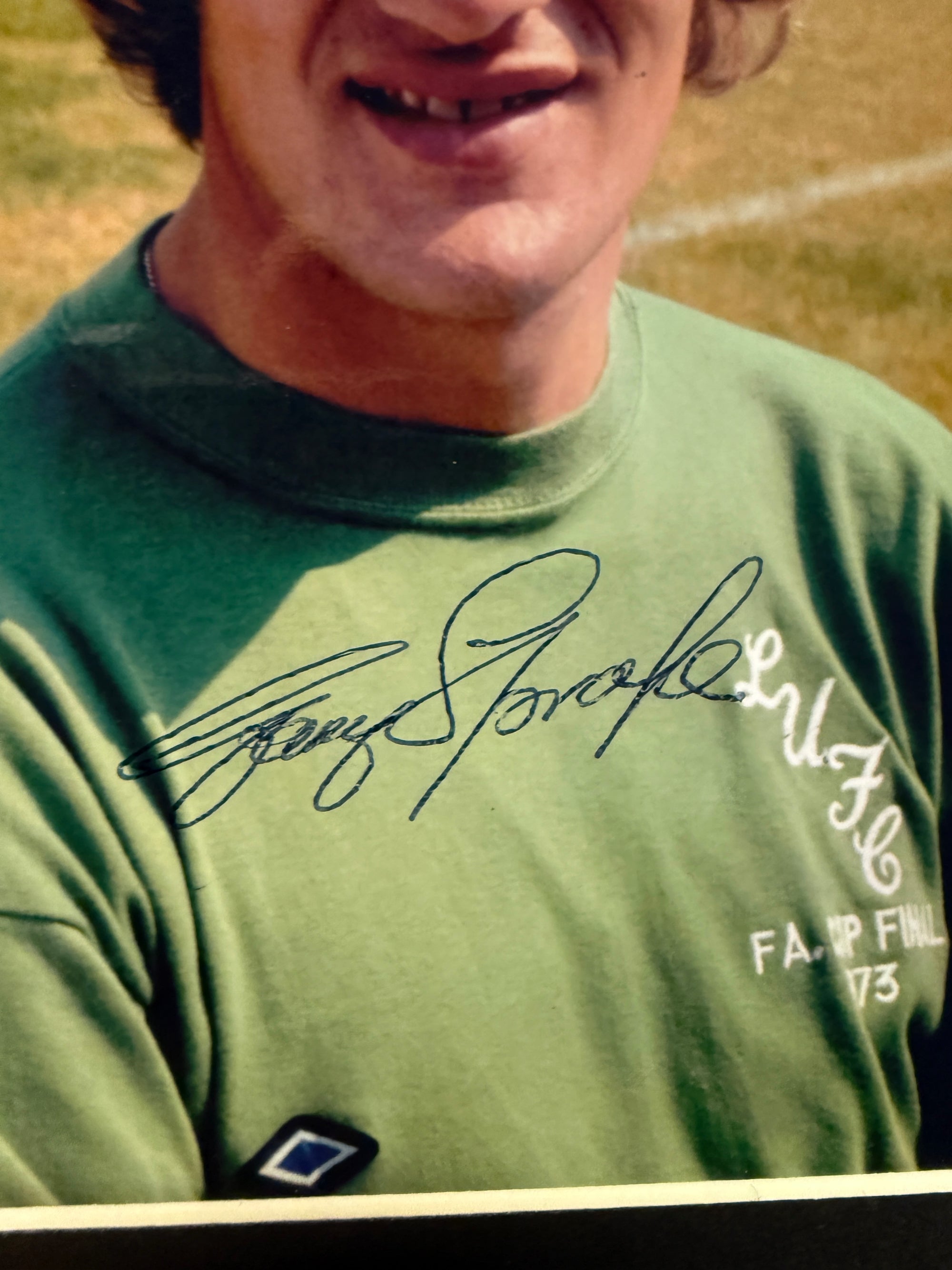 GARY SPRAKE - SIGNERT BILDE MED EKTEHETSBEVIS/COA