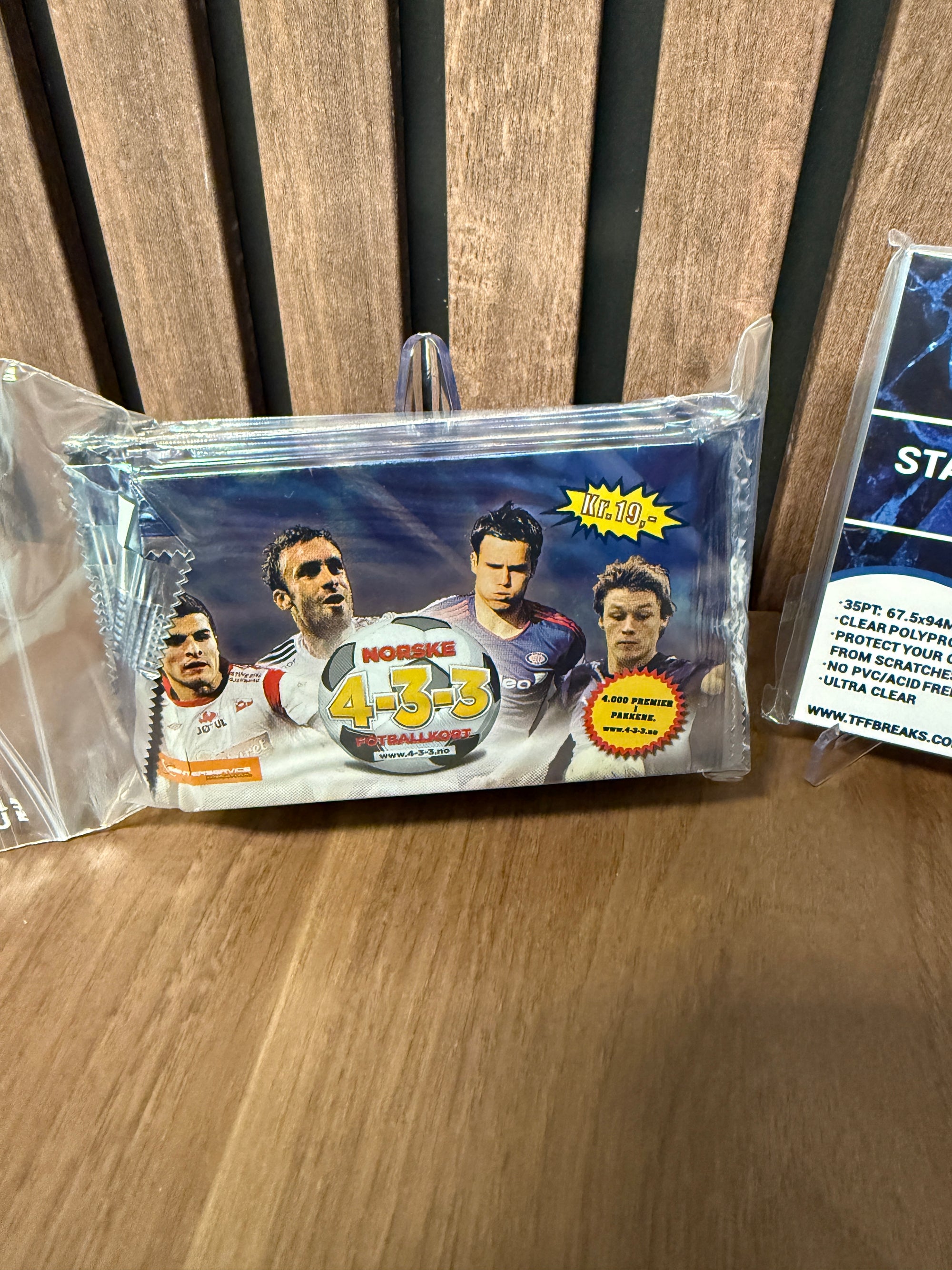 FOTBALLKORT - DEN PERFEKTE STARTERPAKKEN