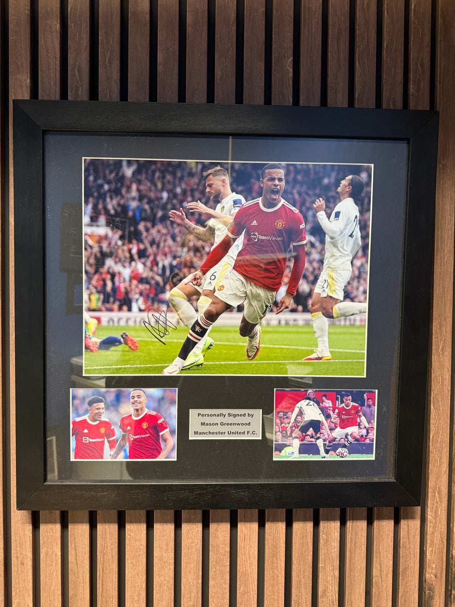 MANCHESTER UNITED - MASON GREENWOOD - SIGNERT BILDE MED EKTEHETSBEVIS/COA