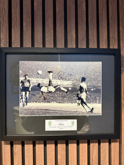 PELE - SIGNERT BILDE MED COA/EKTEHETSBEVIS