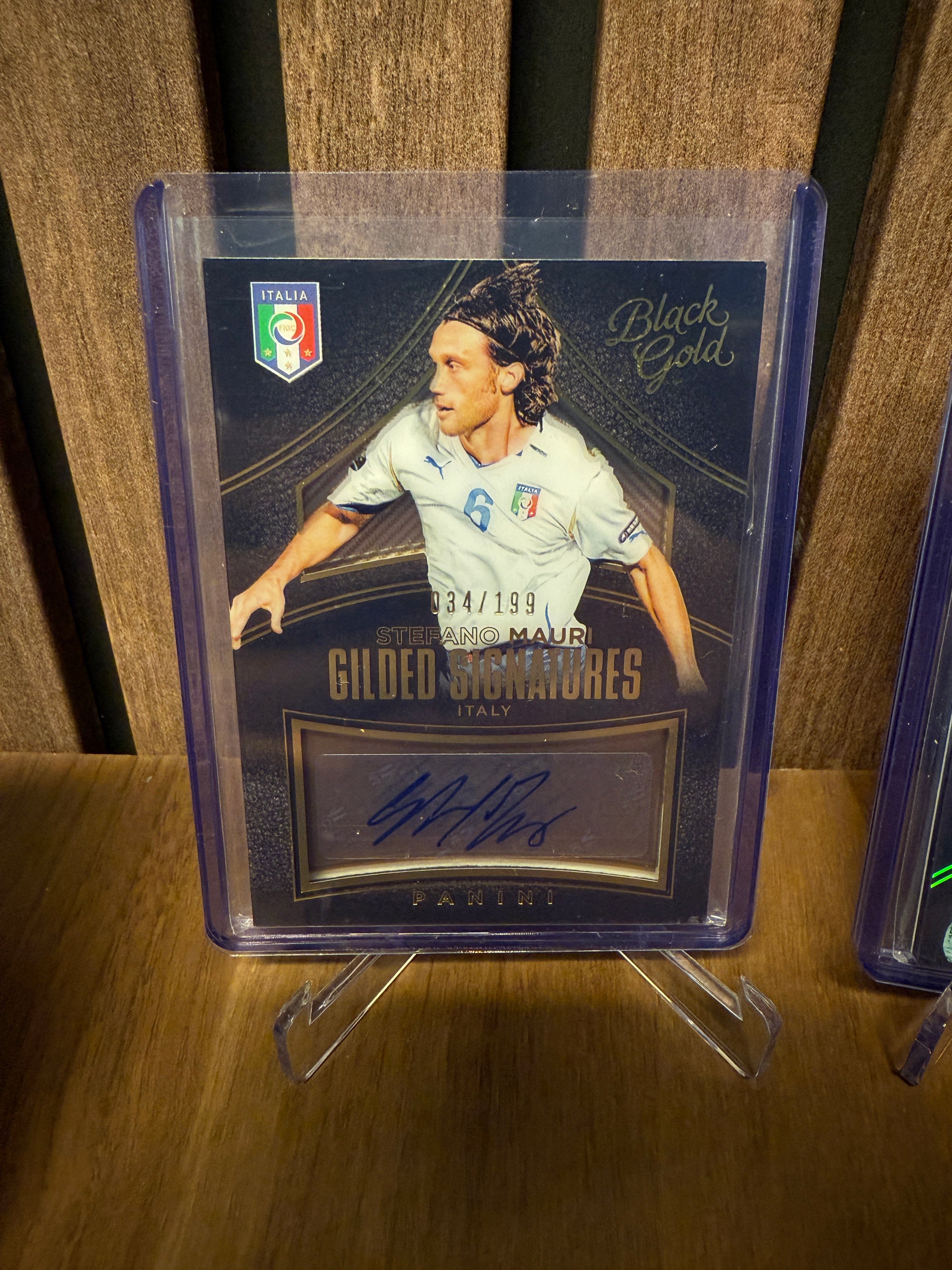 ITALIA - BLACK GOLD - LOT PÅ 4 KORT