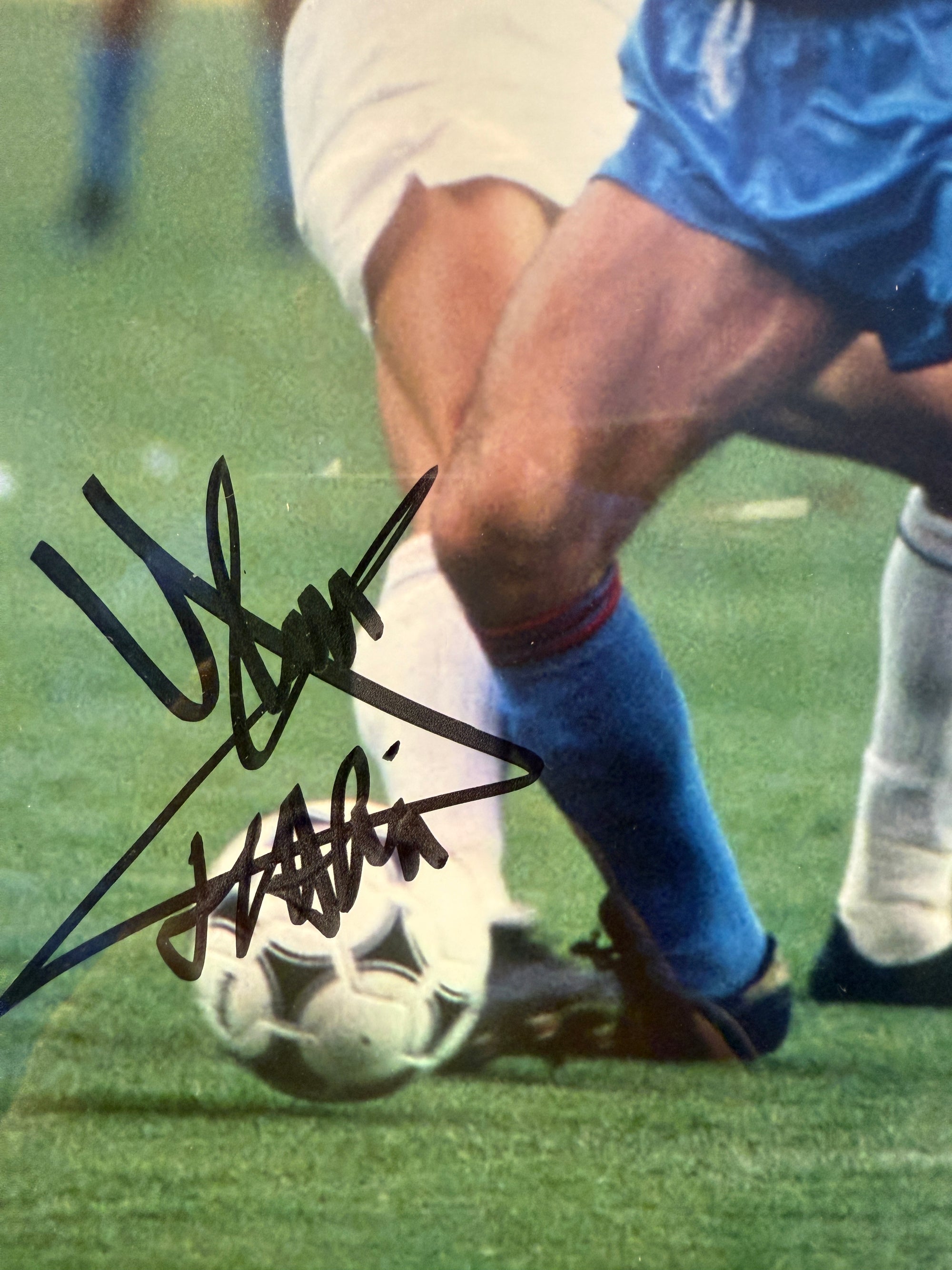 FC BARCELONA - GHEORGHE HAGI - SIGNERT BILDE MED EKTEHETSBEVIS/COA