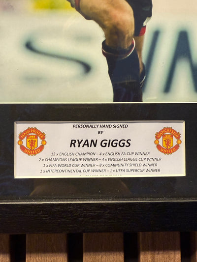 RYAN GIGGS - SIGNERT BILDE MED COA/EKTEHETSGARANTI