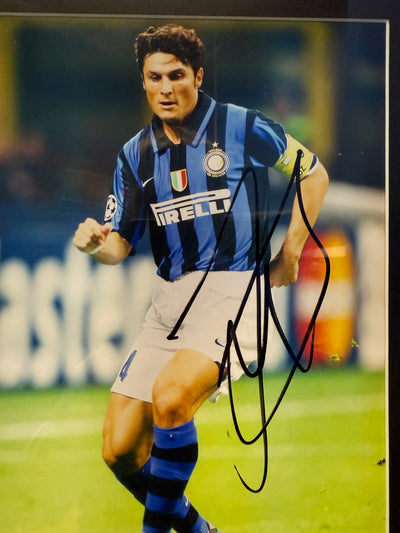 INTER - JAVIER ZANETTI - SIGNERT BILDE MED EKTEHETSBEVIS/COA