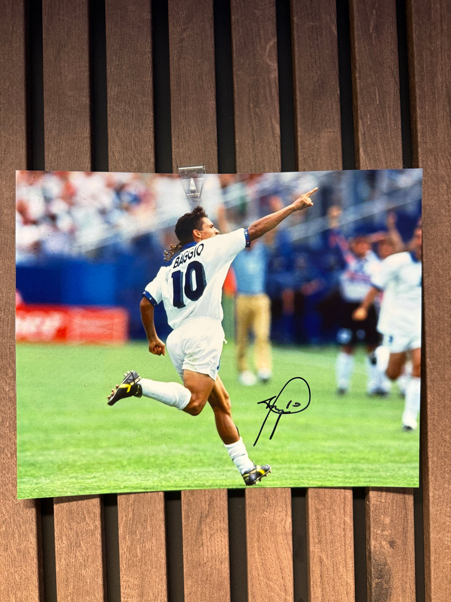 ITALIA - ROBERTO BAGGIO - SIGNERT BILDE MED EKTEHETSBEVIS/COA