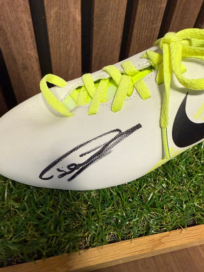 MANCHESTER UNITED - MATTEO DARMIAN - SIGNERT SKO MED EKTEHETSBEVIS/COA