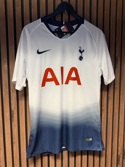 TOTTENHAM HOTSPUR - FERNANDO LLORENTE - SIGNERT DRAKT MED EKTEHETSBEVIS/COA