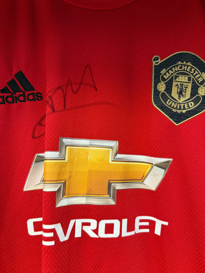 MANCHESTER UNITED - HARRY MAGUIRE - SIGNERT DRAKT MED EKTEHETSBEVIS/COA