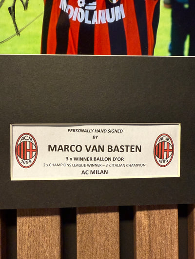 MARCO VAN BASTEN - SIGNERT BILDE MED EKTEHETSBEVIS/COA