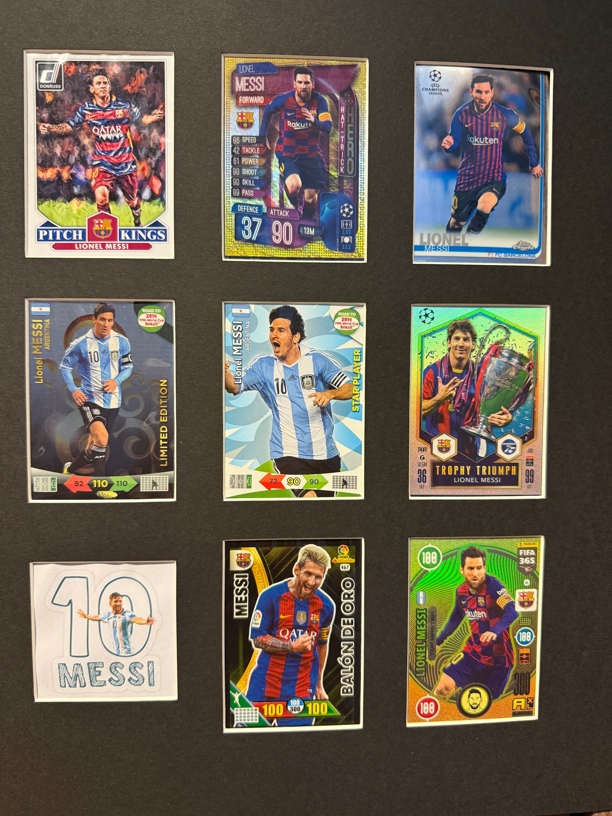 LIONEL MESSI - FOTBALLKORTMONTAGE - FERDIG INNRAMMET