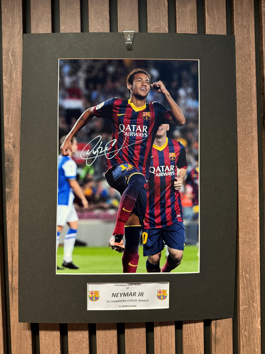 NEYMAR JR. - SIGNERT BILDE MED EKTEHETSBEVIS/COA