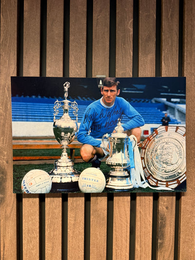 MANCHESTER CITY - TONY BOOK - SIGNERT BILDE MED EKTEHETSBEVIS/COA