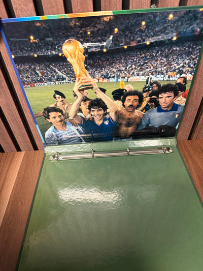 SAMLEPERMER SOM TAR FOR SEG VM 1970, 1974, 1978, 1982, 1986, 1990 OG EM 1984, 1988