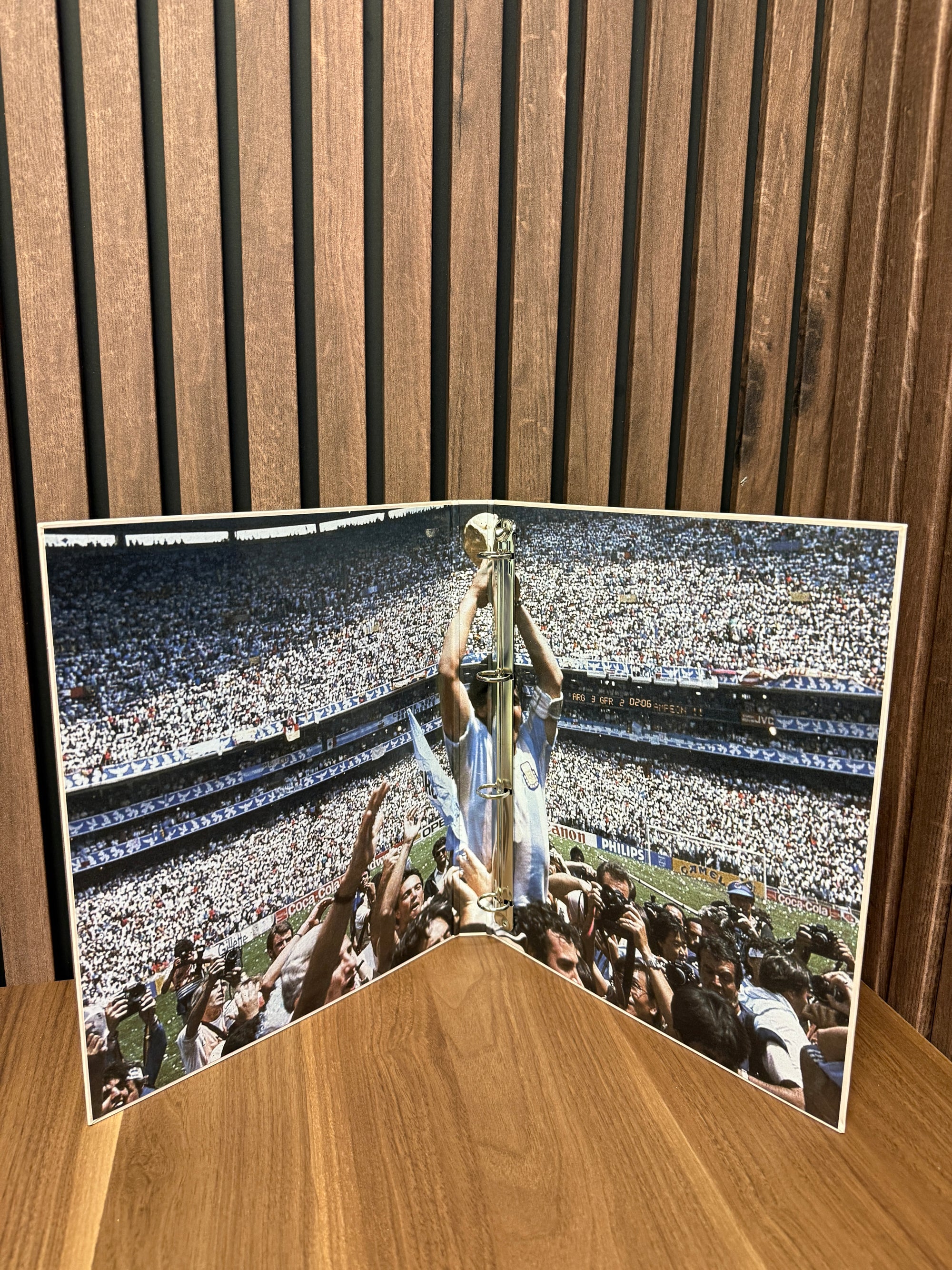 SAMLEPERMER SOM TAR FOR SEG VM 1970, 1974, 1978, 1982, 1986, 1990 OG EM 1984, 1988