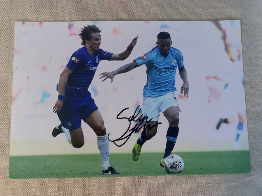 MANCHESTER CITY - GABRIEL JESUS - SIGNERT BILDE MED EKTEHETSGARANTI/COA