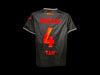 JONATHAN TAH - SIGNERT DRAKT MED EKTEHETSBEVIS/COA
