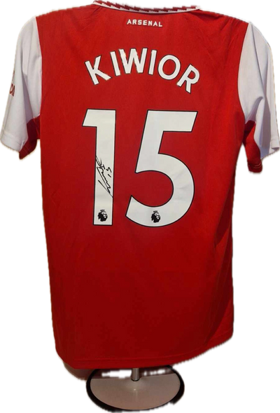 JAKUB KIWIOR - SIGNERT DRAKT MED EKTEHETSBEVIS/COA